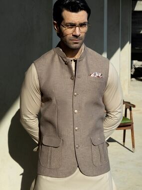 Pakistani Men's Jdot Luxury Cast & Crew Cotton Shalwar Kameez & Tweed Waistcoat